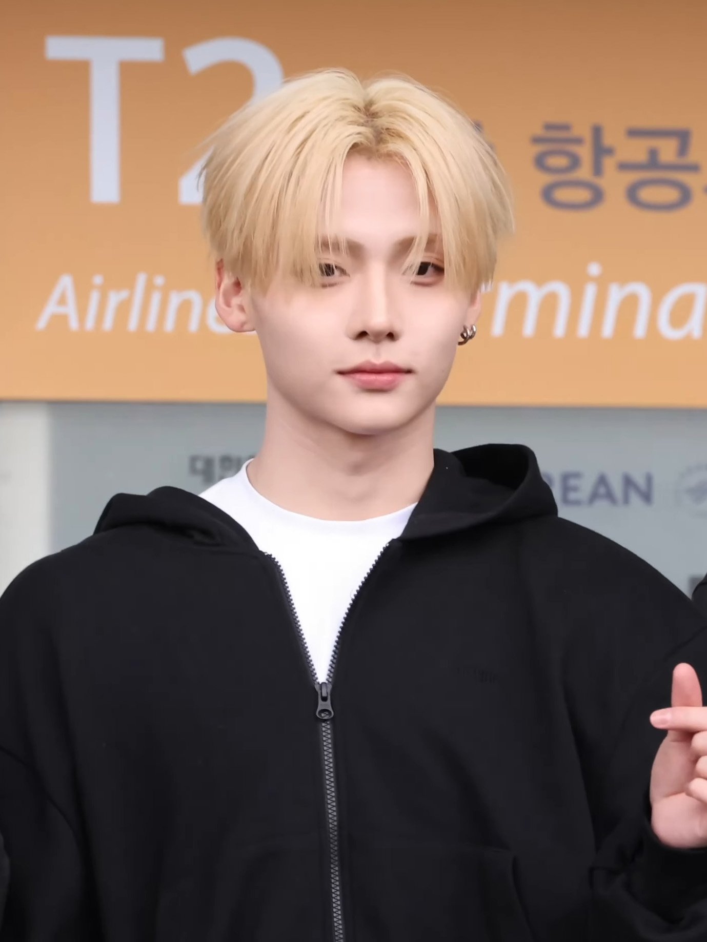 ALPHA DRIVE ONE BORN DIRE member Lee Sang-won at Incheon Airport in February 2026