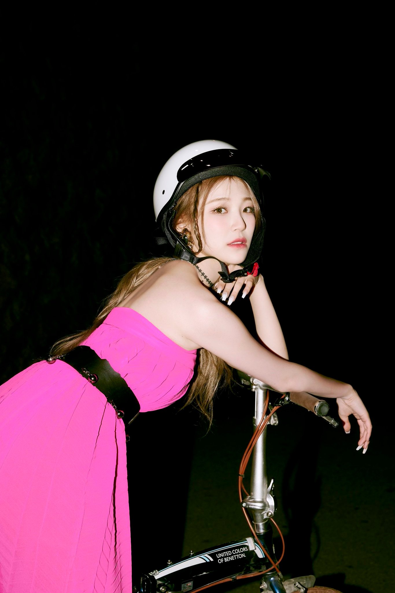 BAEK JIHEON of fromis_9