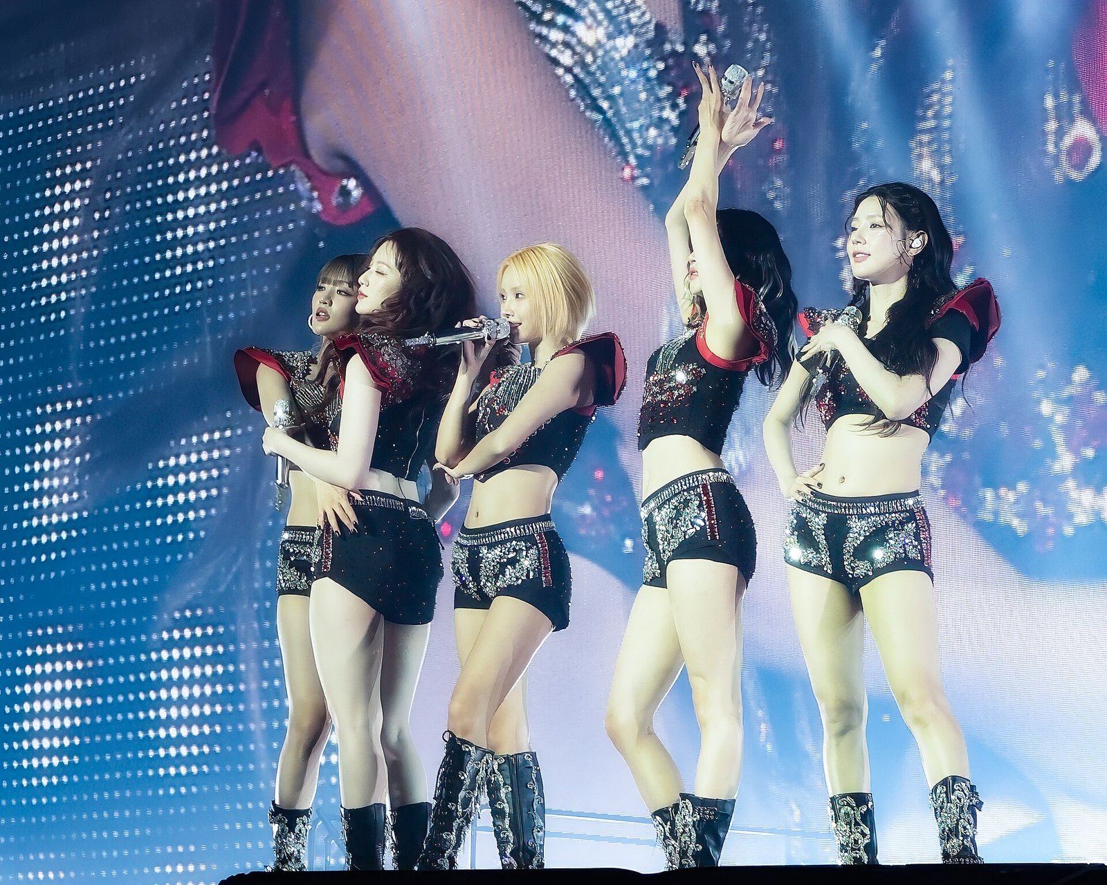 i-dle group
