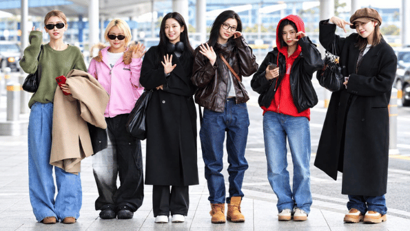 Kep1er six-member airport group photo