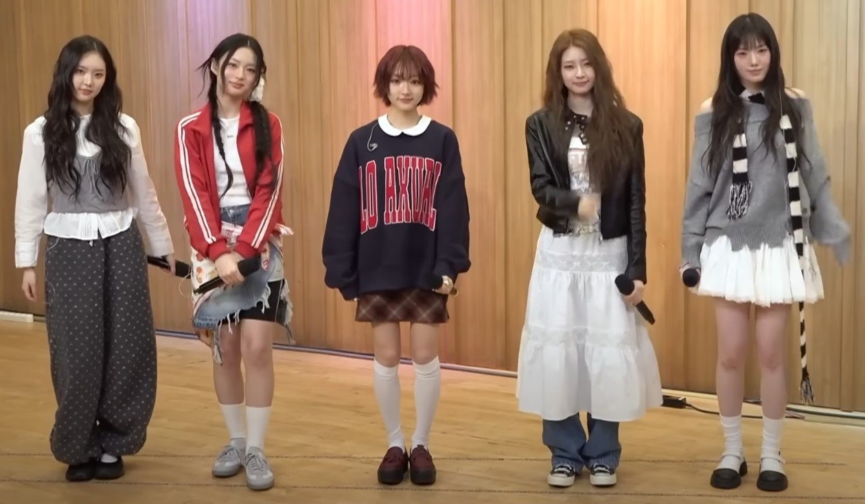 KiiiKiii Pop Off Pop Off group members on SBS Radio