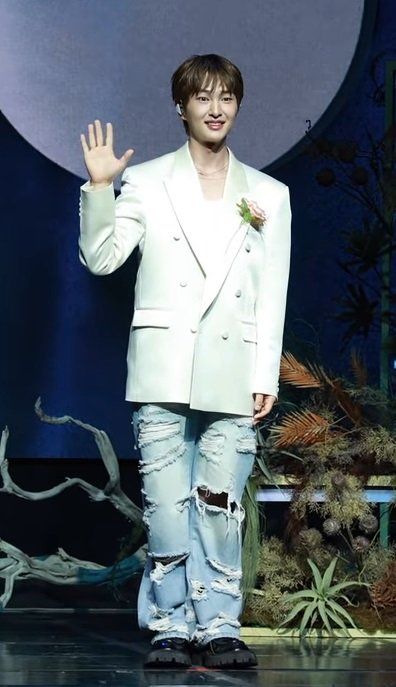 ONEW of SHINee at Percent showcase in 2025