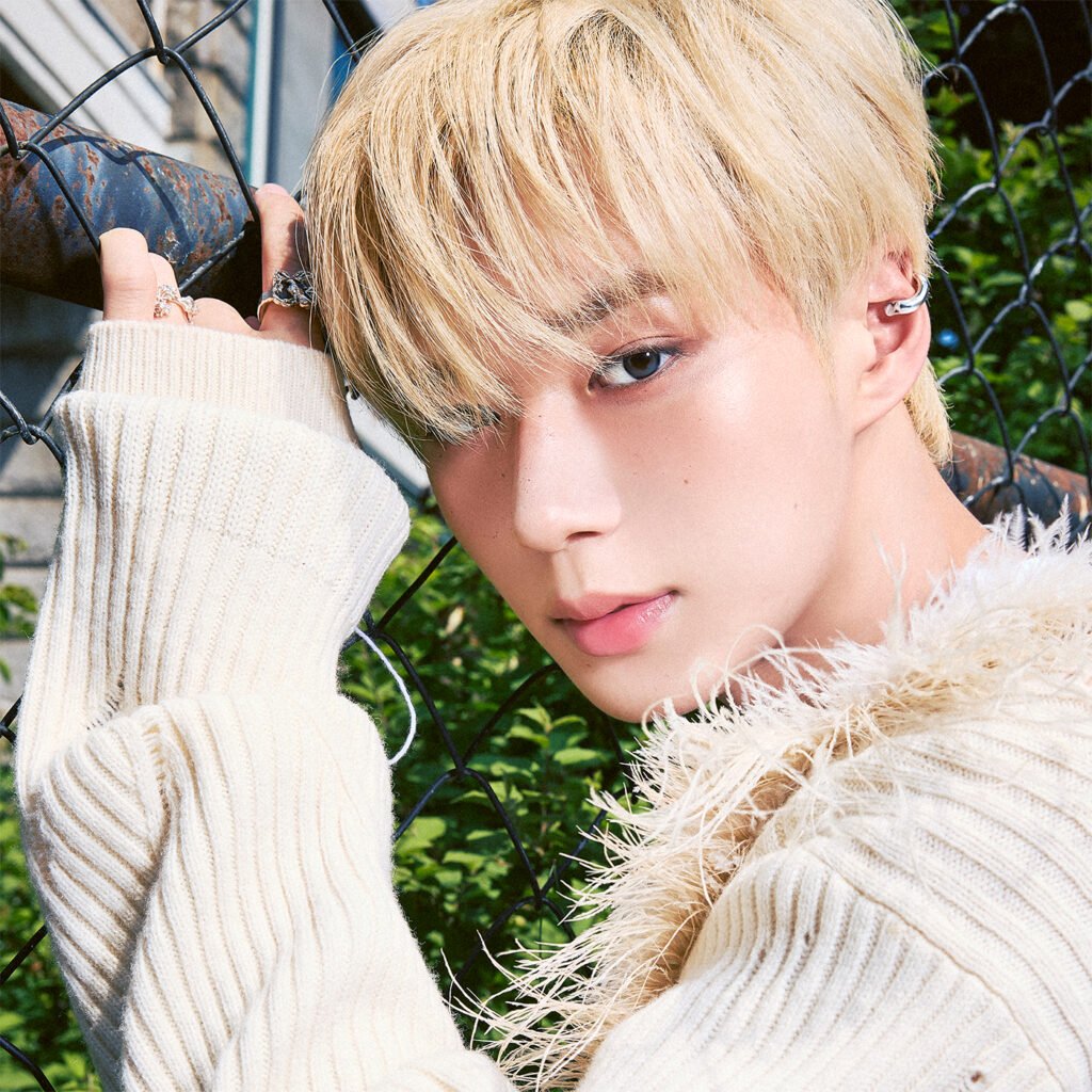 JUNSEO official ALPHA DRIVE ONE portrait