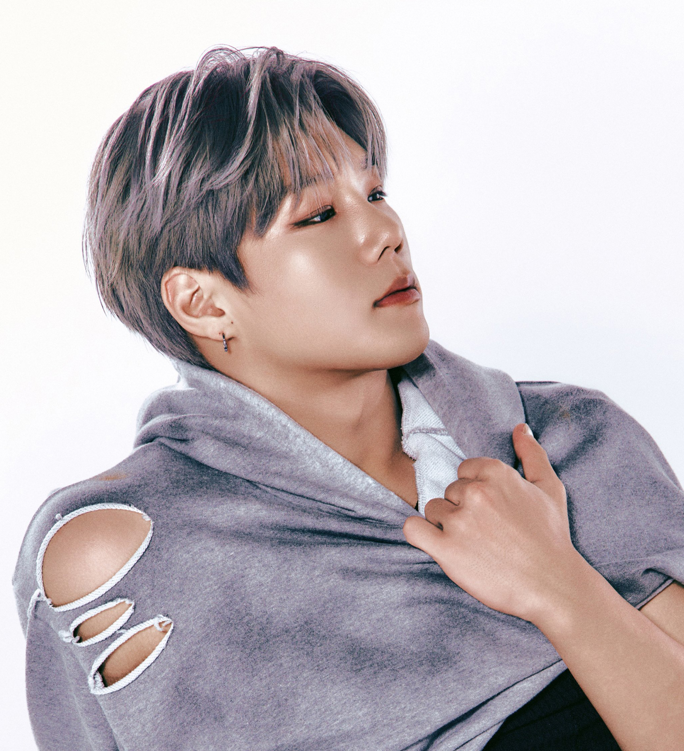 JUNSEO DKB individual promotional portrait