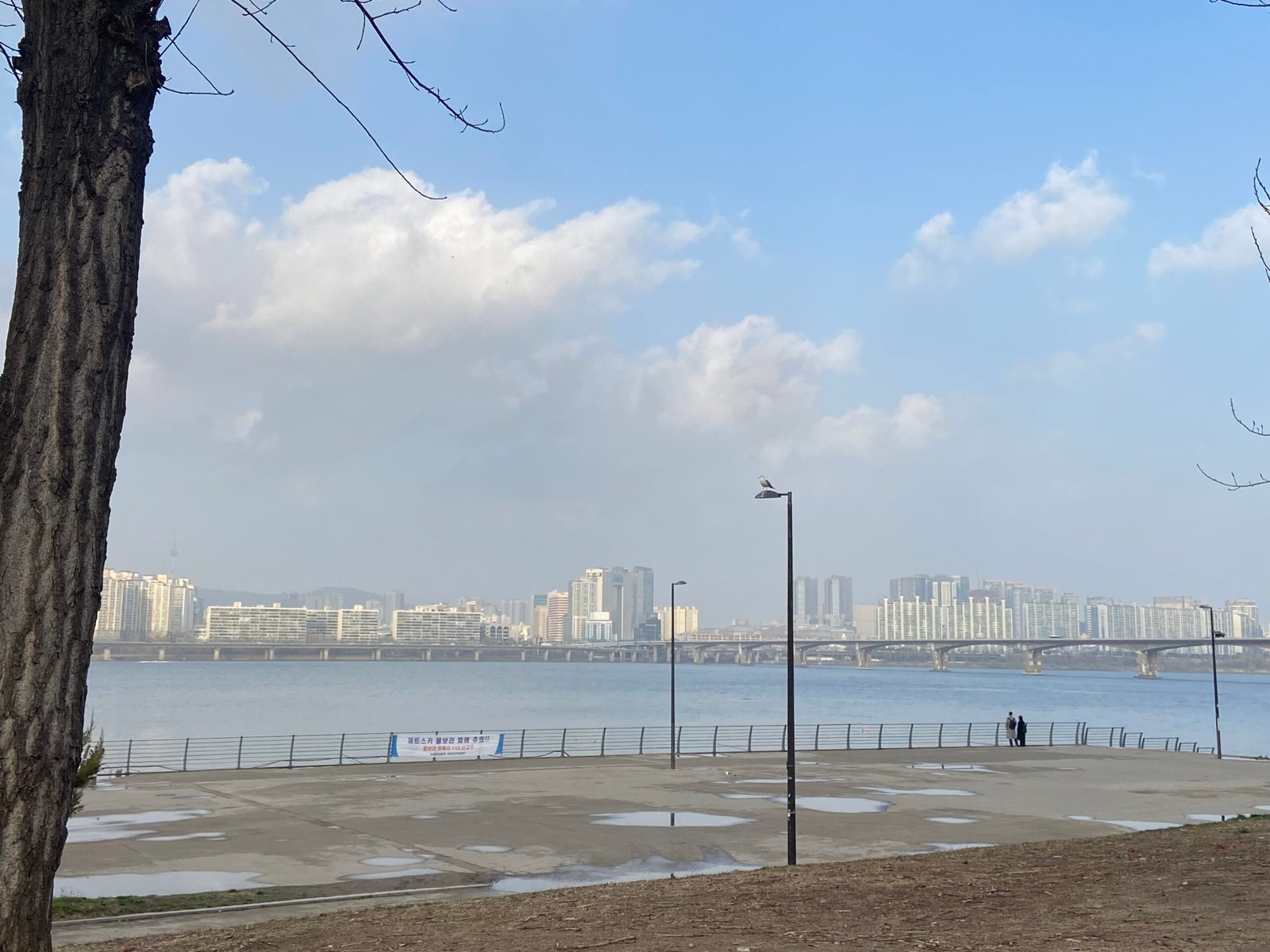 Han River in Seoul for the aespa travel guide