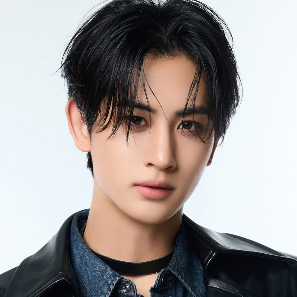 HYUNGSEOK of YOUNITE official profile