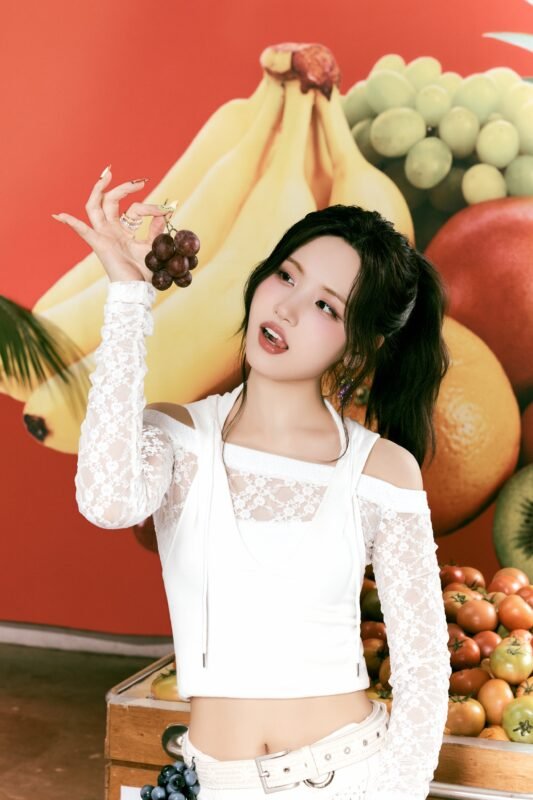 ICHILLIN’ jiyoon — WILD CHERRY concept portrait