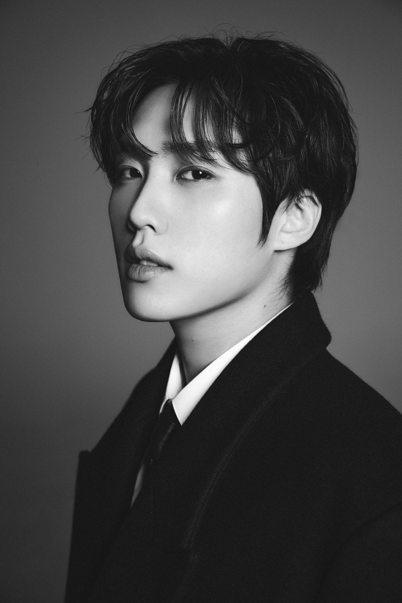 JACOB of THE BOYZ in an official ONE HUNDRED portrait