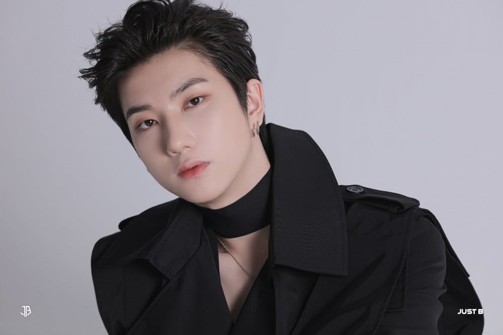 JUST B member DY individual editorial/promotional portrait (not CC licensed)