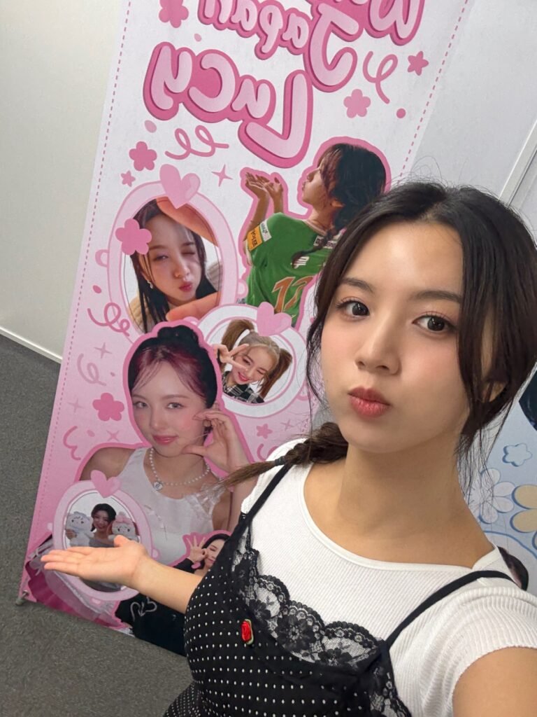 LUCY of WOOAH — portrait from the artist's own Weverse community post