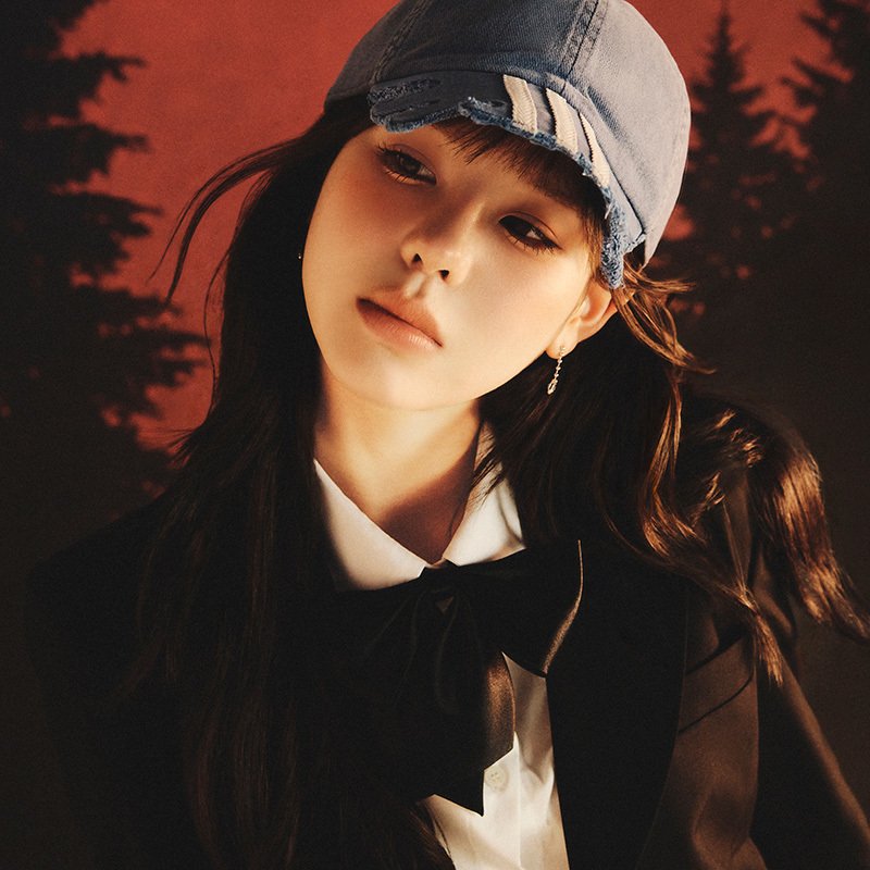 MAKO of NiziU, official 2026 portrait