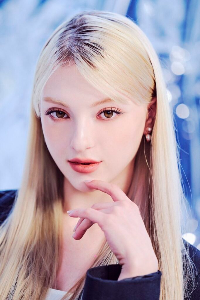 NOVA of X:IN official social portrait