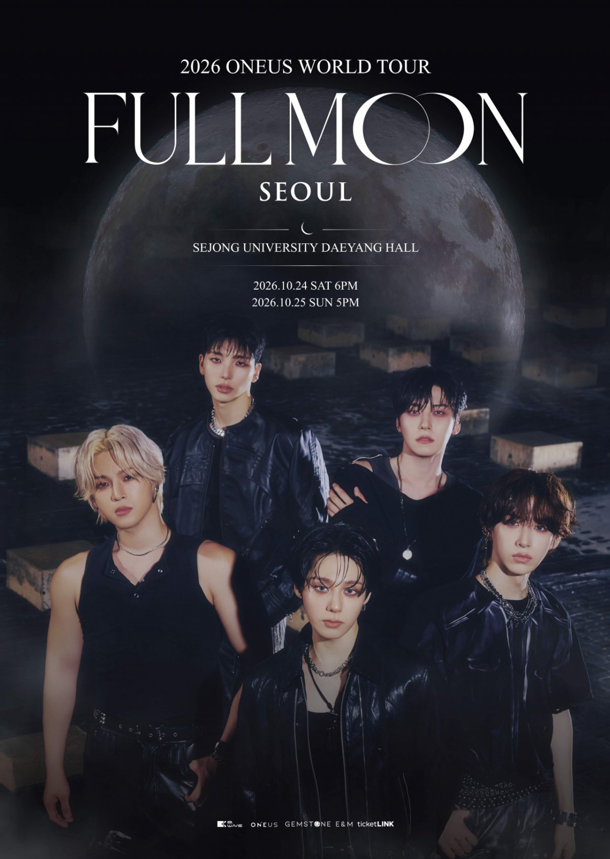 ONEUS FULL MOON 2026 world tour official Seoul concert poster showing the five members and October 24–25 concert dates