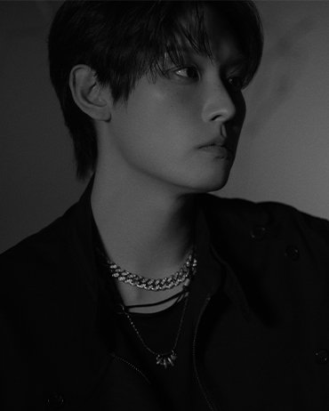 Inseong — SF9 singer portrait