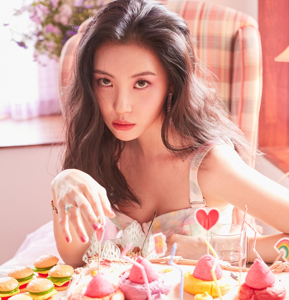SUNMI official artist photograph