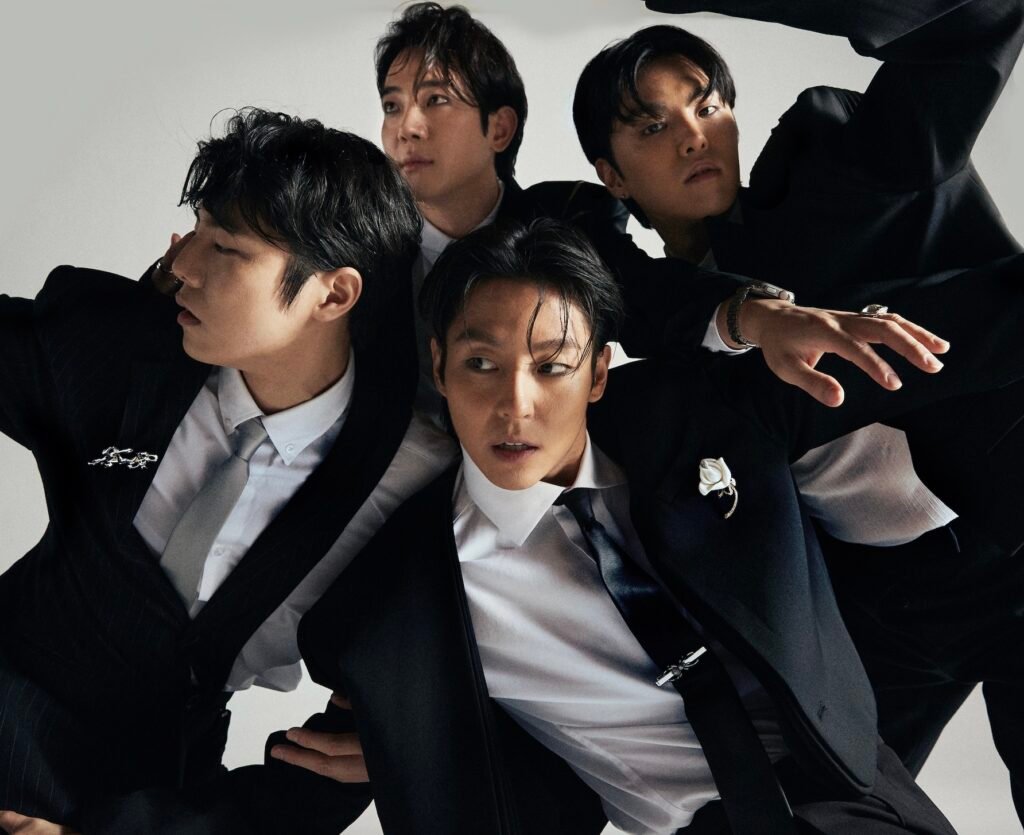The Rose South Korean four-member rock band in 2023 DUAL promotional photoshoot, credited to Transparent Arts, CC BY-SA 4.0
