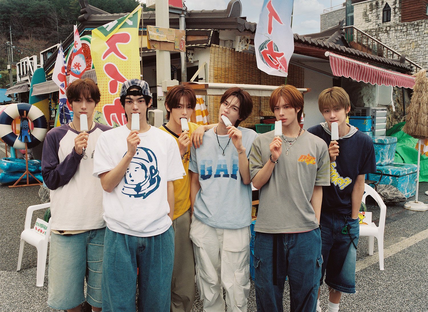 TWS official six-member group portrait