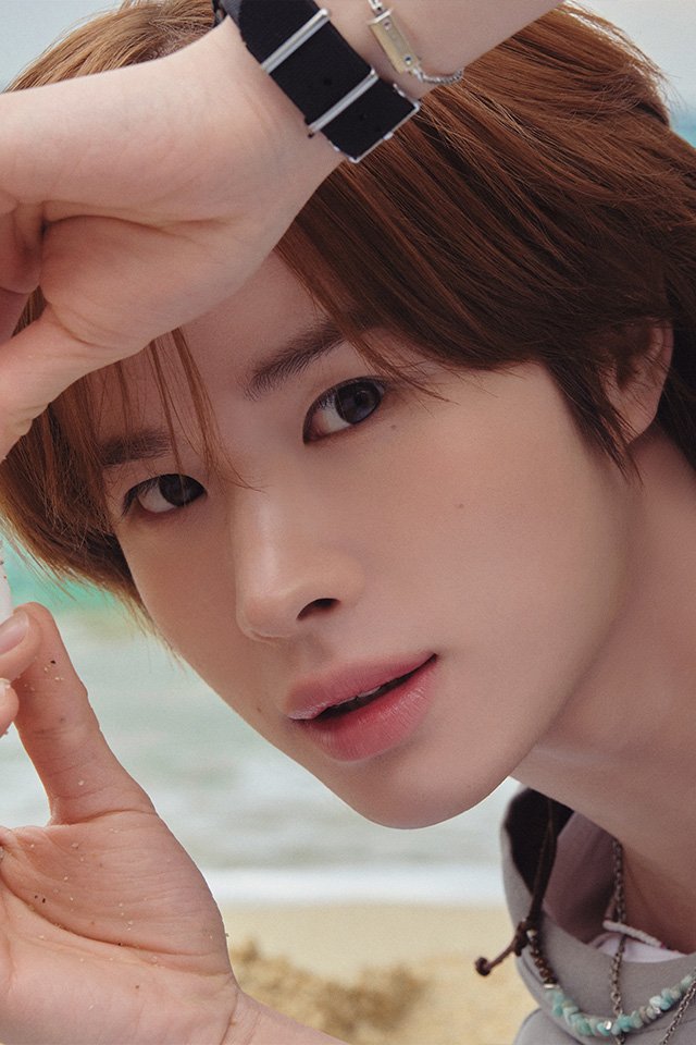 KYUNGMIN of TWS official portrait