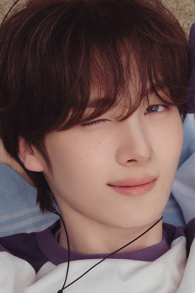 TWS YOUNGJAE official portrait