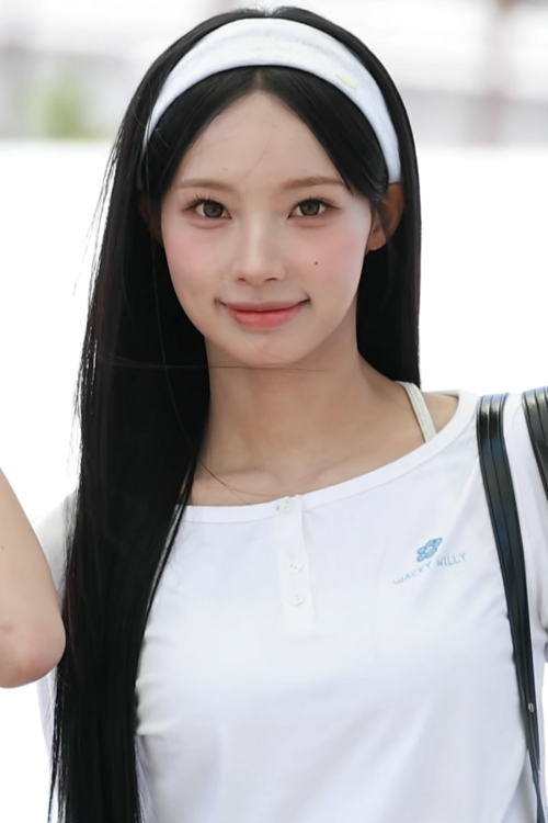 WONI of RESCENE at Incheon Airport in August 2026