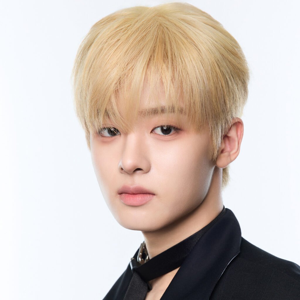 WOONO of YOUNITE official profile